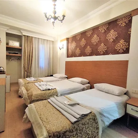 Hotel Raimond