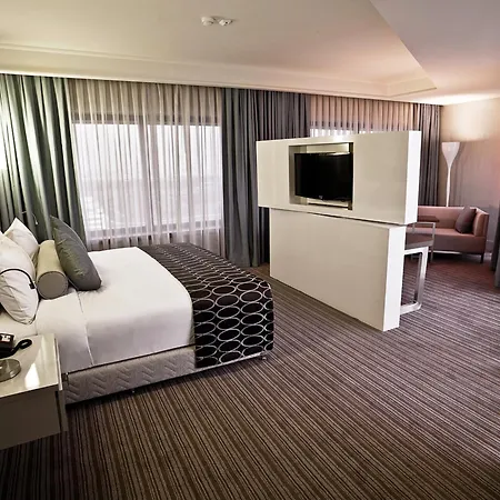 Ramada Plaza By Wyndham Tekstilkent Hotel