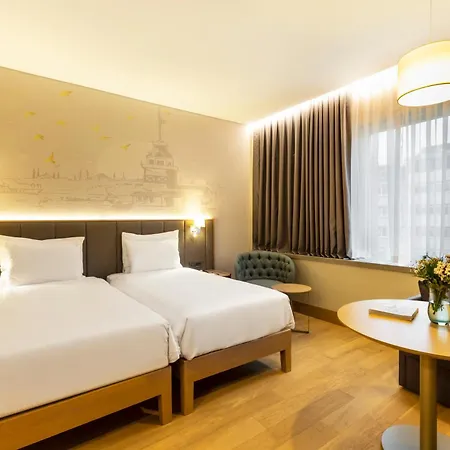 Radisson Harbiye מלון