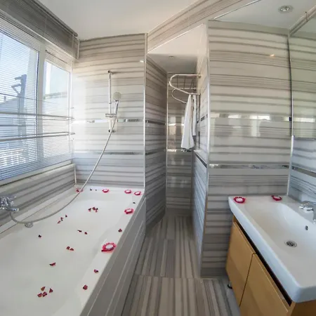 Grand Esen Hotel 3*