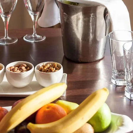 Hotel Ibis West 3*