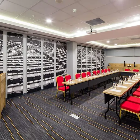 Hotel Ibis West