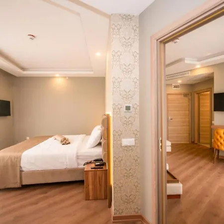 King Hotel 3*