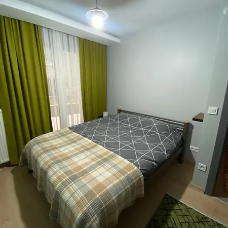 Wide Garden Flat Close To The Memoriall Hospital Hgyhomes2104 *