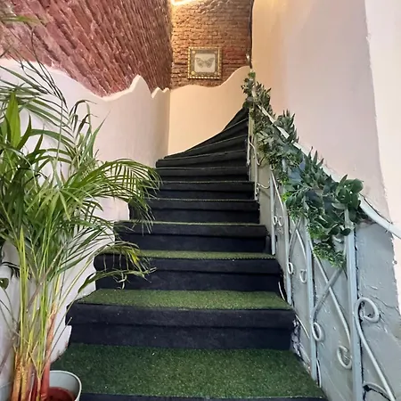 Apartment Historical Dublex In Center Of Taksim *