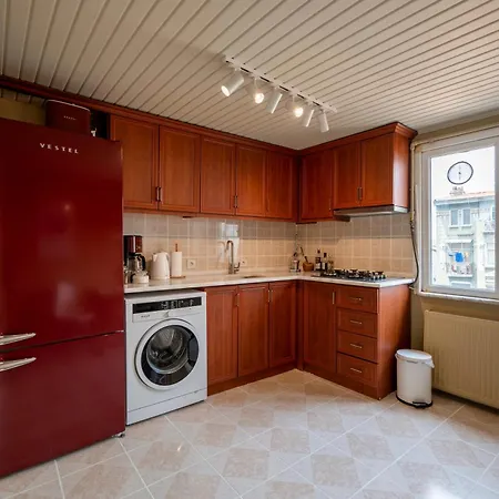 The Stylish Townhouse - Center