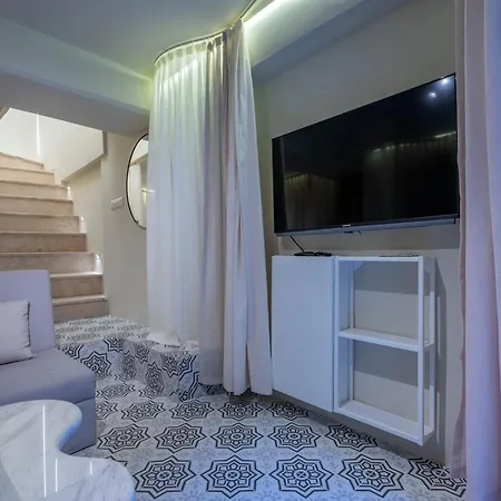 Apartment The Stylish Townhouse - Center