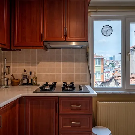 The Stylish Townhouse - Center Apartment *