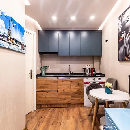 Cozy Historic Studio Flat In Balat Istanbul