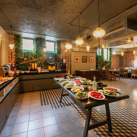 Azade Premier Стамбул