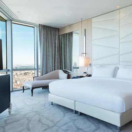 Wyndham Grand Levent & Conference Center Hotel