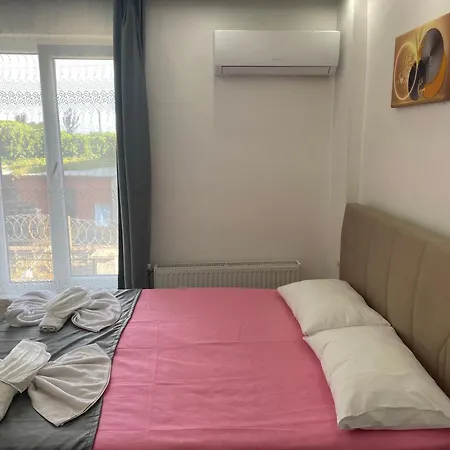 Amida Family Aparthotel