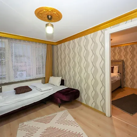 Sweet Hotel