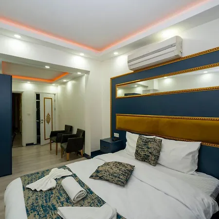 Sweet Hotel