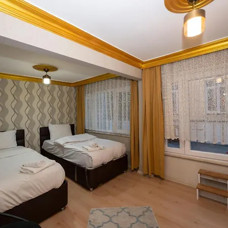 Sweet Hotel