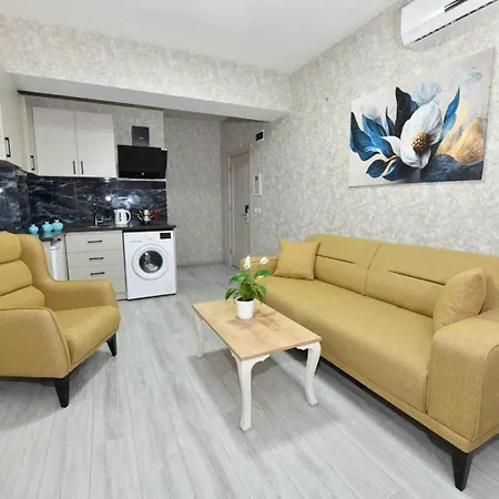Sea Moon Hotel 2*