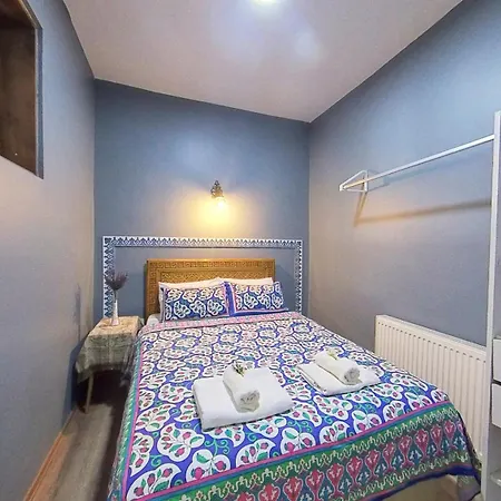 Aparthotel Elele Boutique Aparts 2*