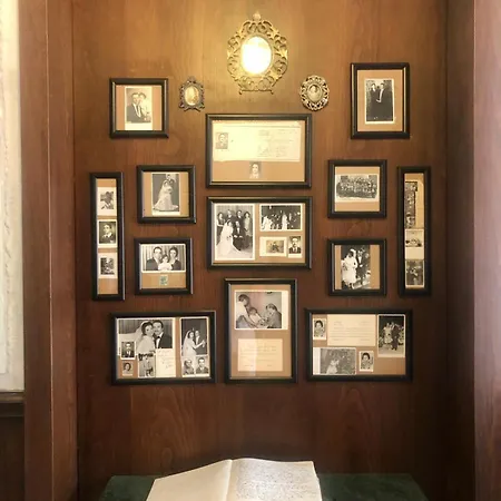 Meroddi Barnathan * Istambul