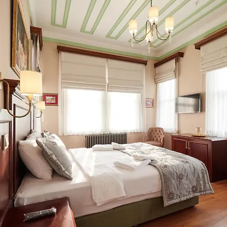 White Palace Old Boutique Hotel