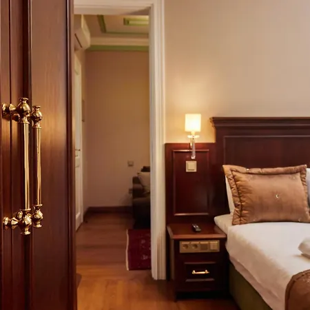 White Palace Old Boutique Hotel