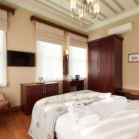 White Palace Old Boutique Hotel