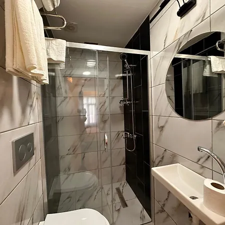 Hotel Harran *
