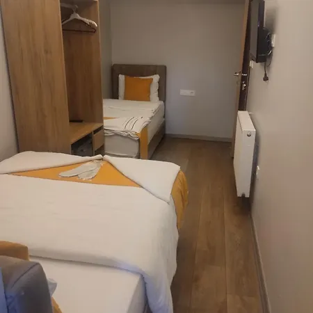 Mr Lion Kumkapı Otel *