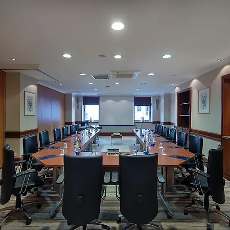 Hilton Parksa Hotel 4*