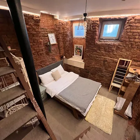 Historical Dublex In Center Of Taksim