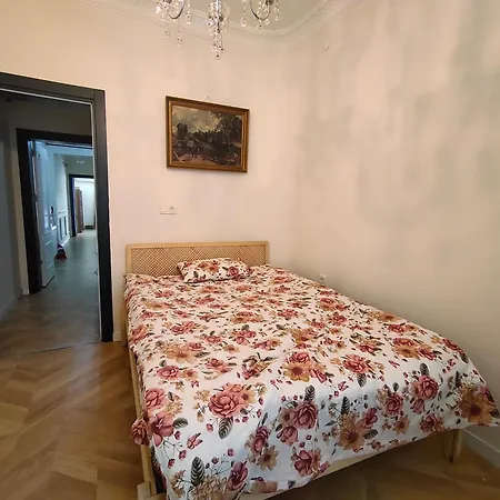 Apartment 2br House Near Hilton Bosphorus #2 Istanbul