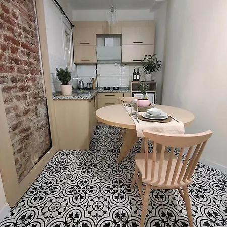2br House Near Hilton Bosphorus #2 Apartment