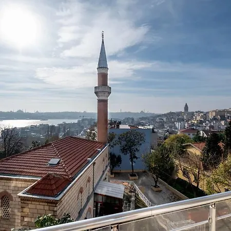 Panoramic Sea And City View Daire İstanbul