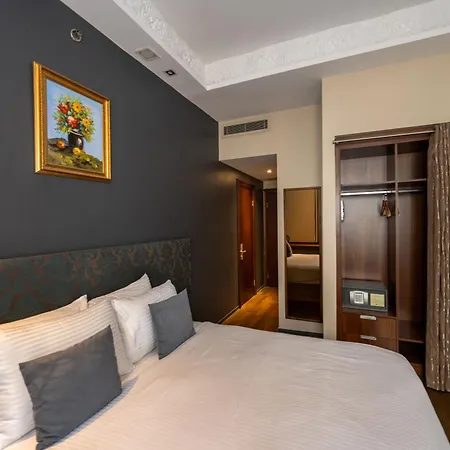 Hotel Pera Tulip & Istanboel