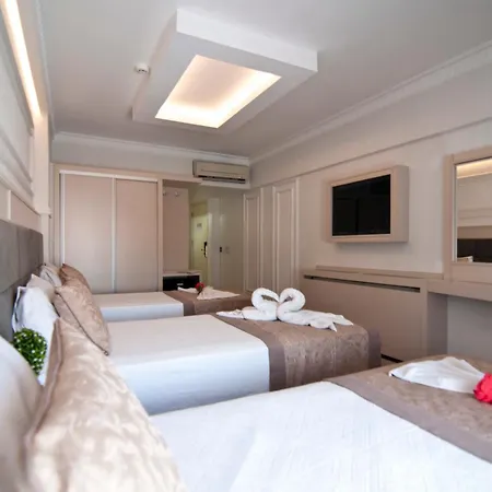 Hotel Royce 3*