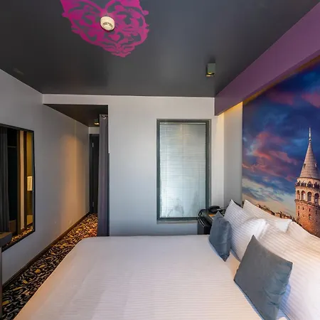 Tulip & Hotel Istambul