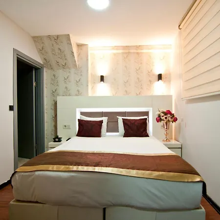 Hotel Vali 3*