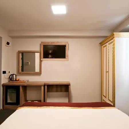 Hotel Vali 3*
