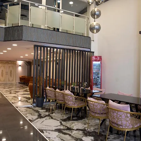 Hotel Vali