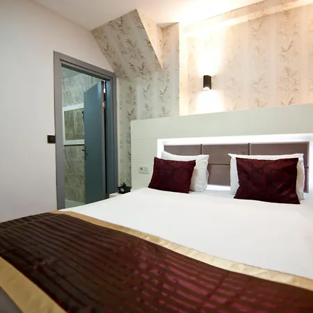 Hotel Vali 3*