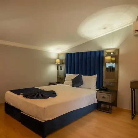 Hotel Farina By Cigno 4*