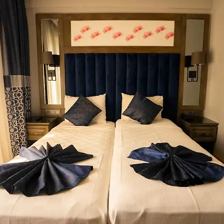 Hotel Farina By Cigno 4*