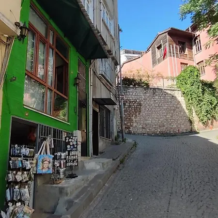 Nur Home1 Abuzer Yegin Apartment Istanbul