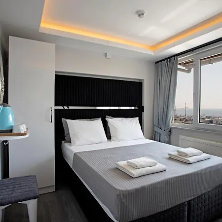 Carvan Hotel *
