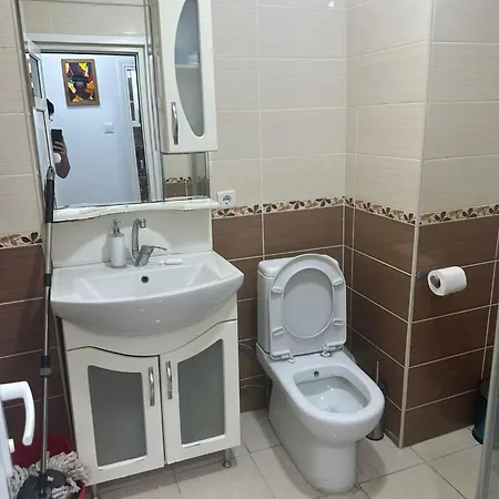 Taksim Cihangir'de 2+1 Apartment