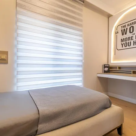 Mayer Skycon Besiktas Apartment *