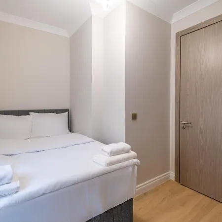 Mayer Skycon Besiktas Apartment