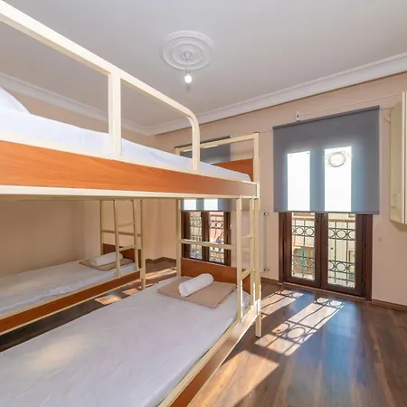 Хостел Taximcenterhostel Стамбул
