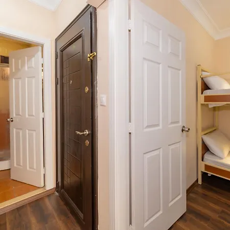 Taximcenterhostel Хостел *