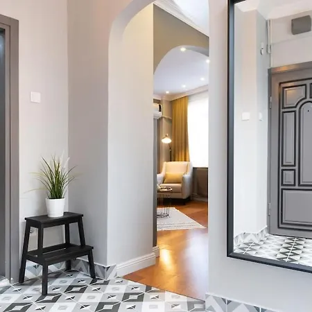 The Of The Bosphorus & Comfortable Apartment