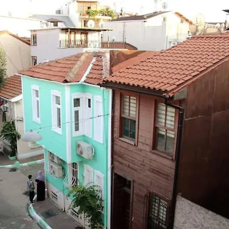 Estampolis *